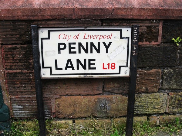 영국 리버풀의 골목길 페니 레인(출처-pixabay)