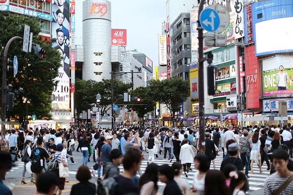 일본 도쿄의 한 거리(출처-pixabay)
