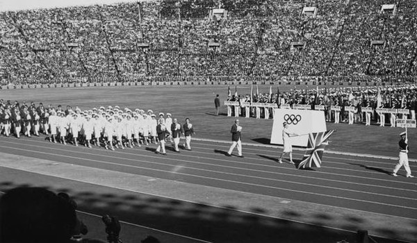1964년 도쿄 올림픽 개회식 장면(사진-인디펜던트)