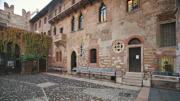 줄리엣의 집 전경(출처-줄리엣의 집‘CASA DI GIULIETTA’홈페이지)