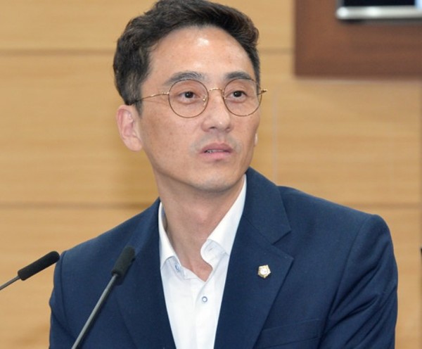 박철수 광양시의원(출처-의원 홈페이지)